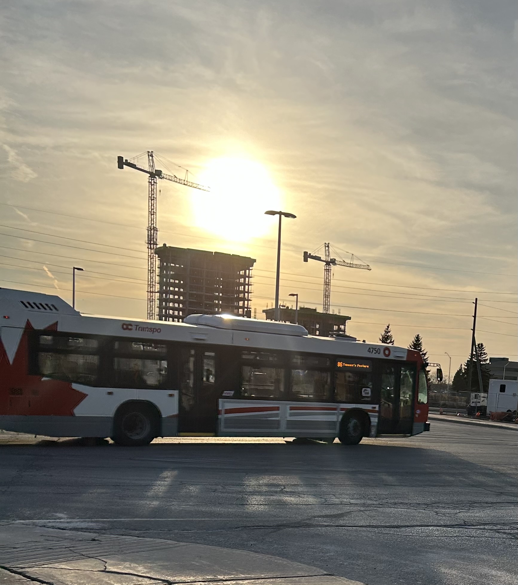 OC Transpo faces major collision that lands bus in ditch - Frequency